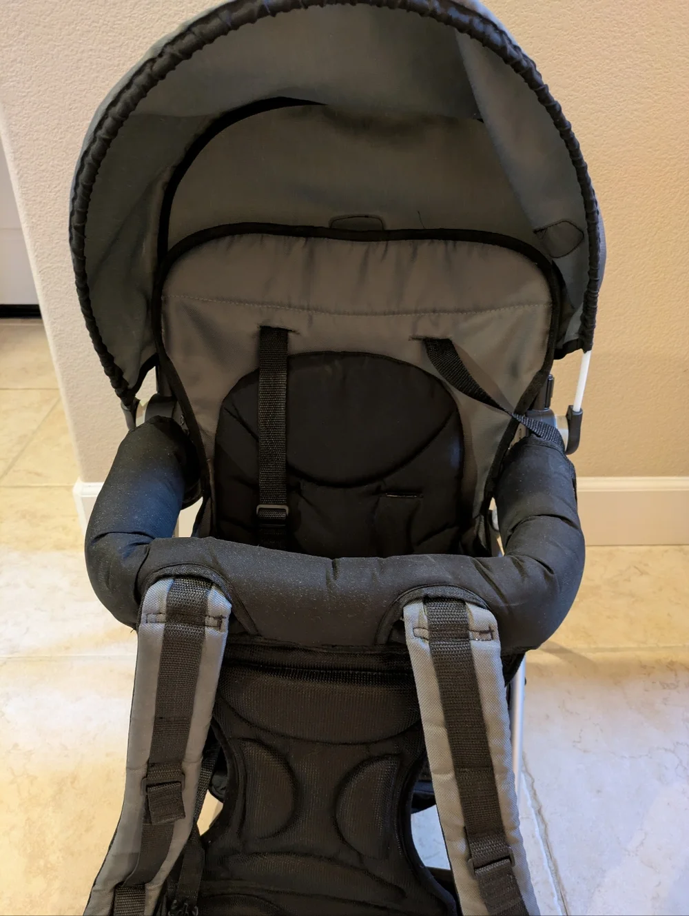 Chicco SmartSupport Backpack Carrier Gray/ Black Aluminum Lightweight - Picture 4 of 11